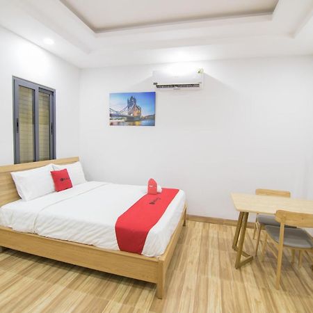 Reddoorz Premium Near E-Town Hotel Ho Chi Minh City Exterior photo